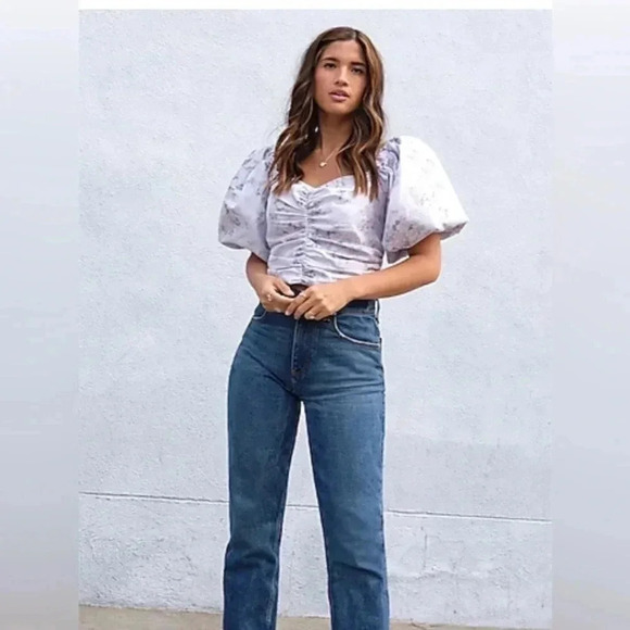 NEW with tags (NWT) Express Floral Puff Sleeve Ruched Cropped
Top - Picture 5 of 8